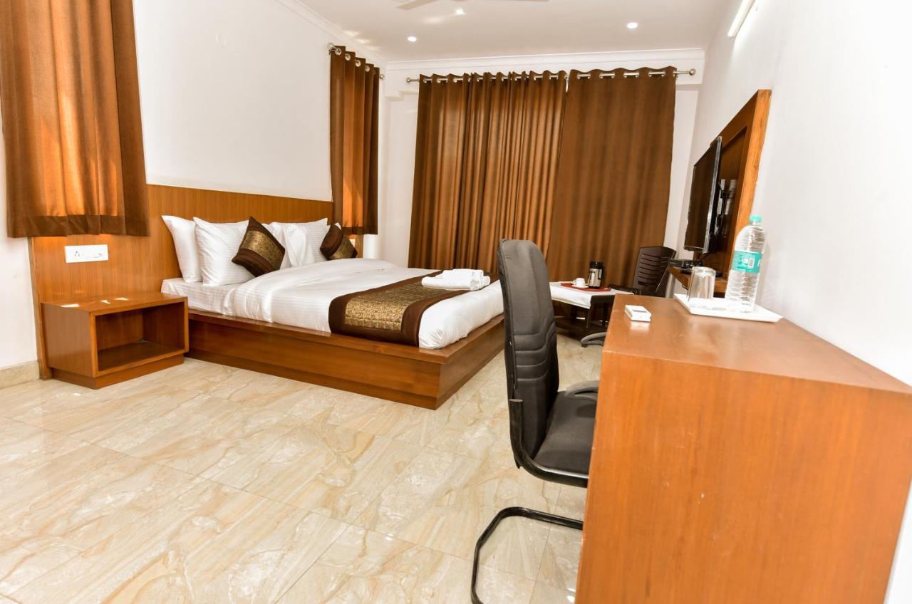 Hotel Luxury Collection Gurgáon Exteriér fotografie